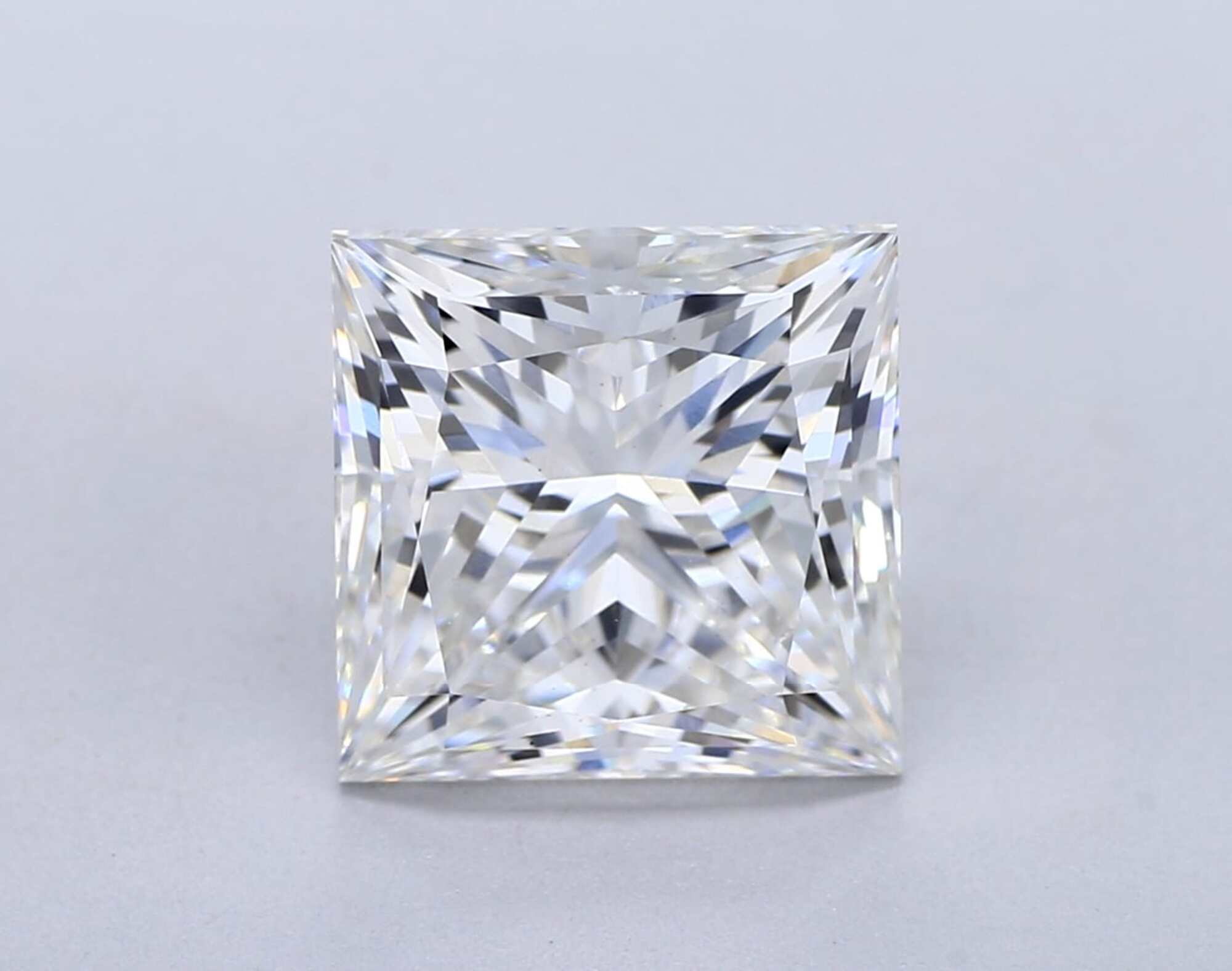 Diamante talla princesa F VS1 de 3,03 ct 