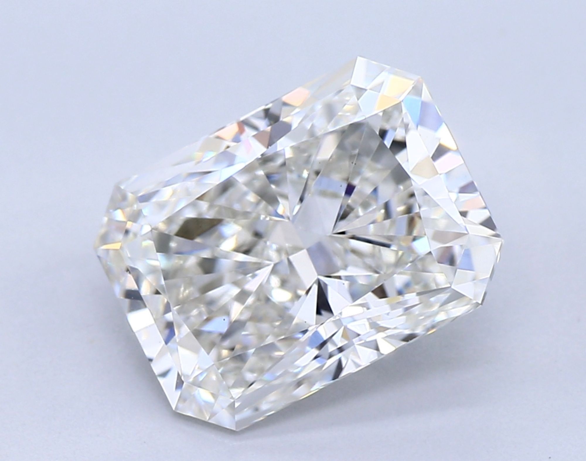 2.51 ct G VS1 Radiant cut Diamond