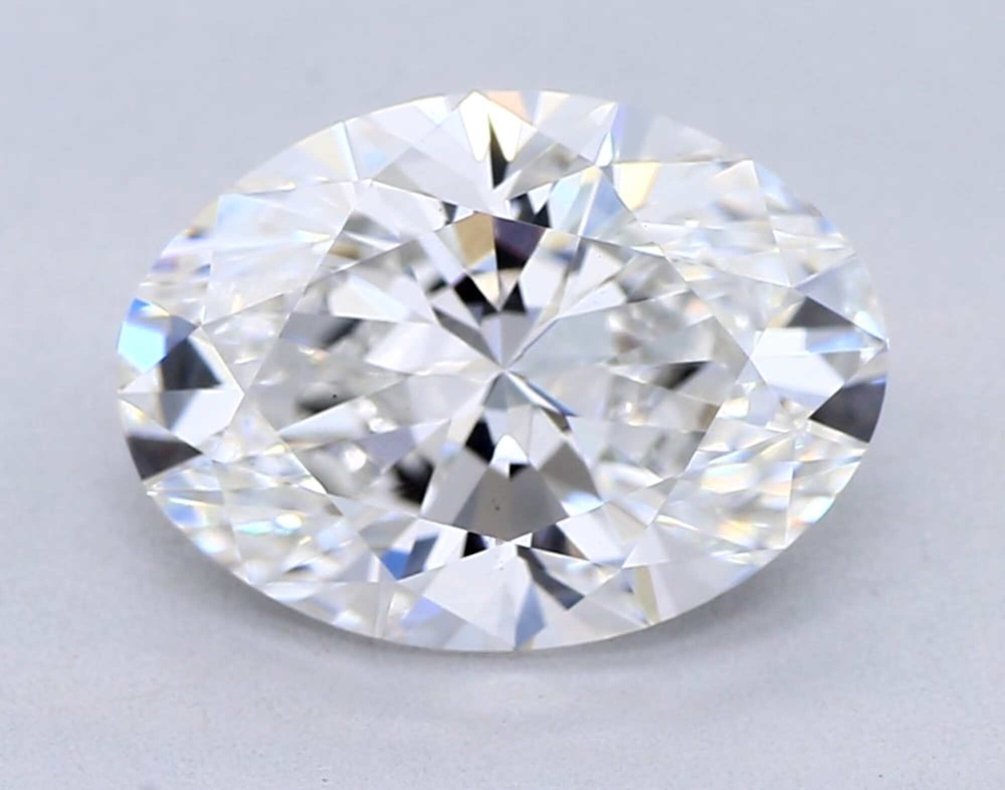 2,01 ct F VS1 Diamante talla ovalada 