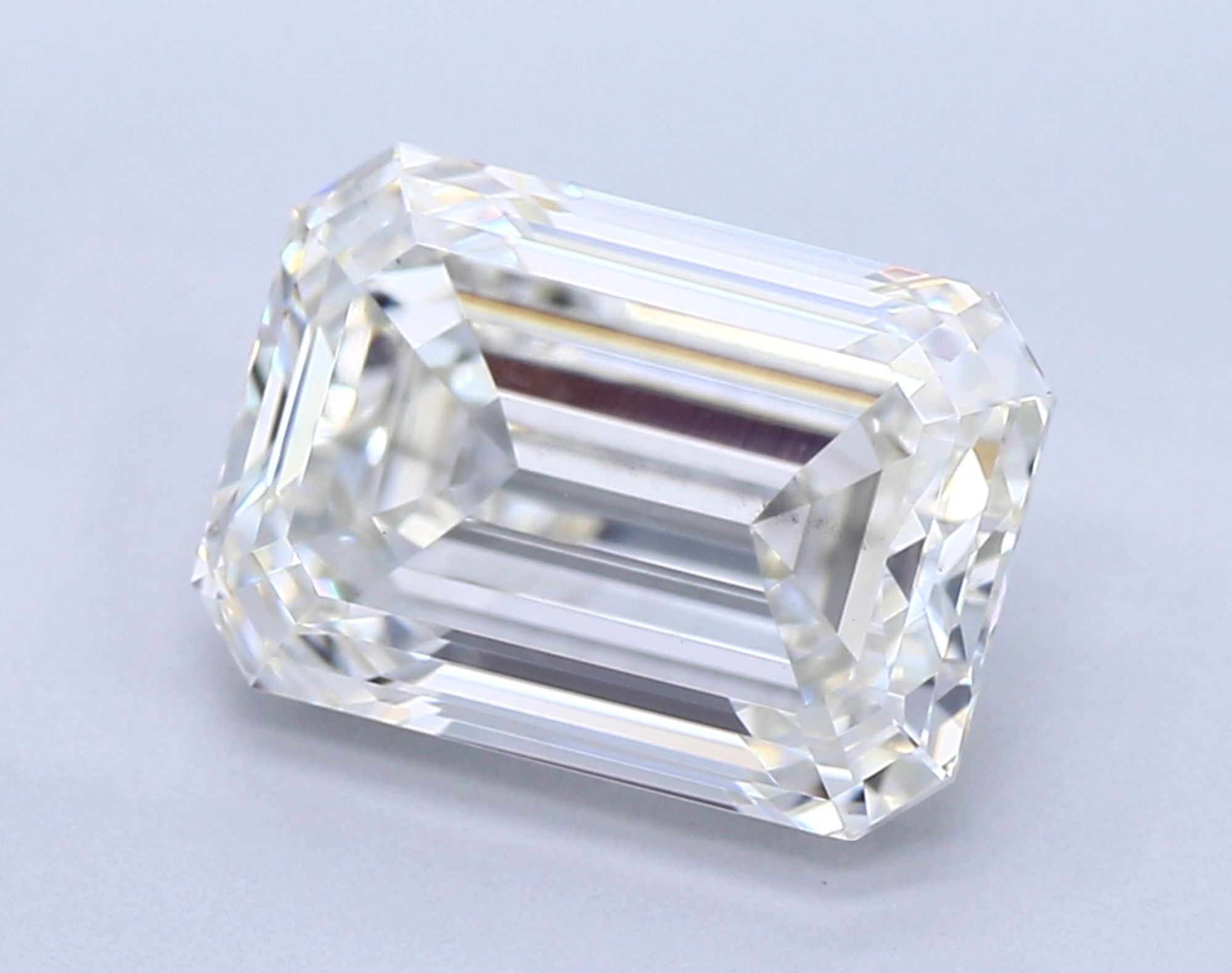 2.37 ct H VS1 Emerald cut Diamond