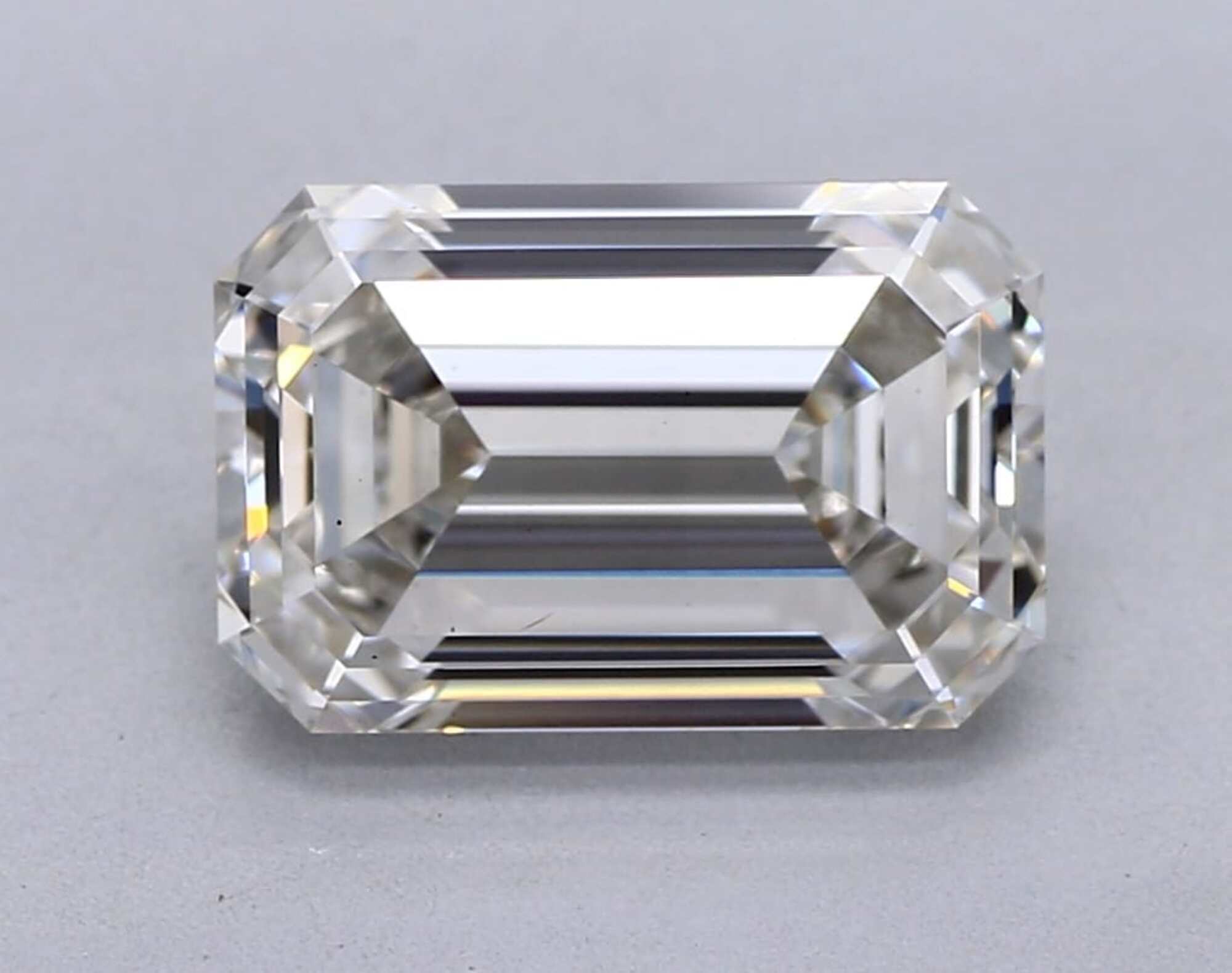 2.01 ct I VS1 Emerald cut Diamond