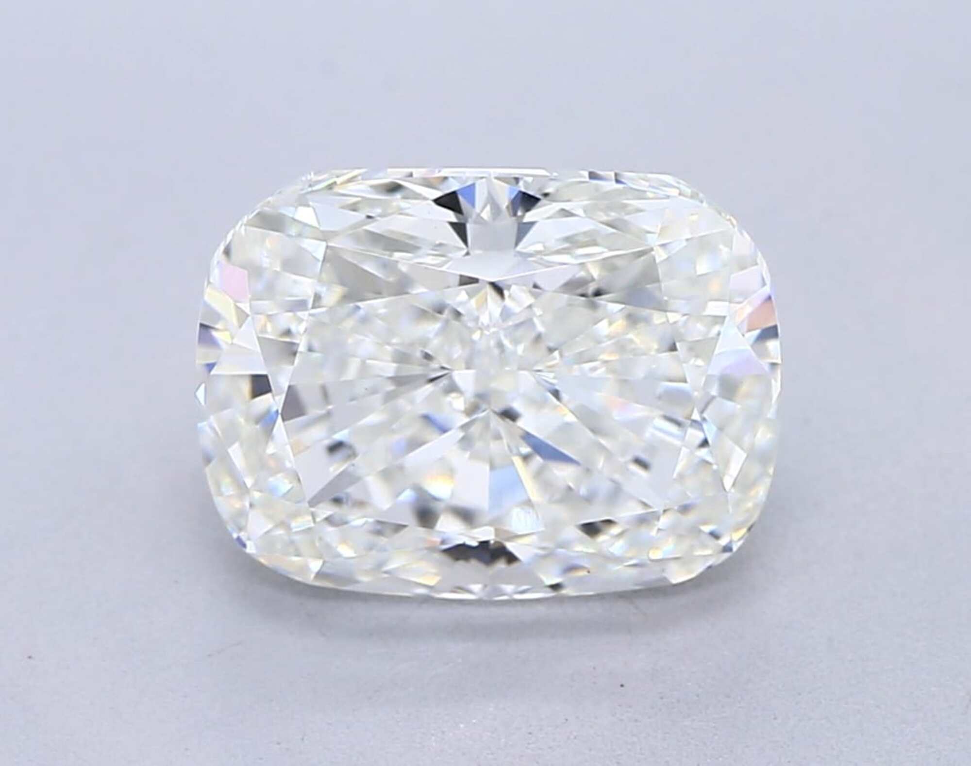 2.01 ct F VVS2 Cushion cut Diamond