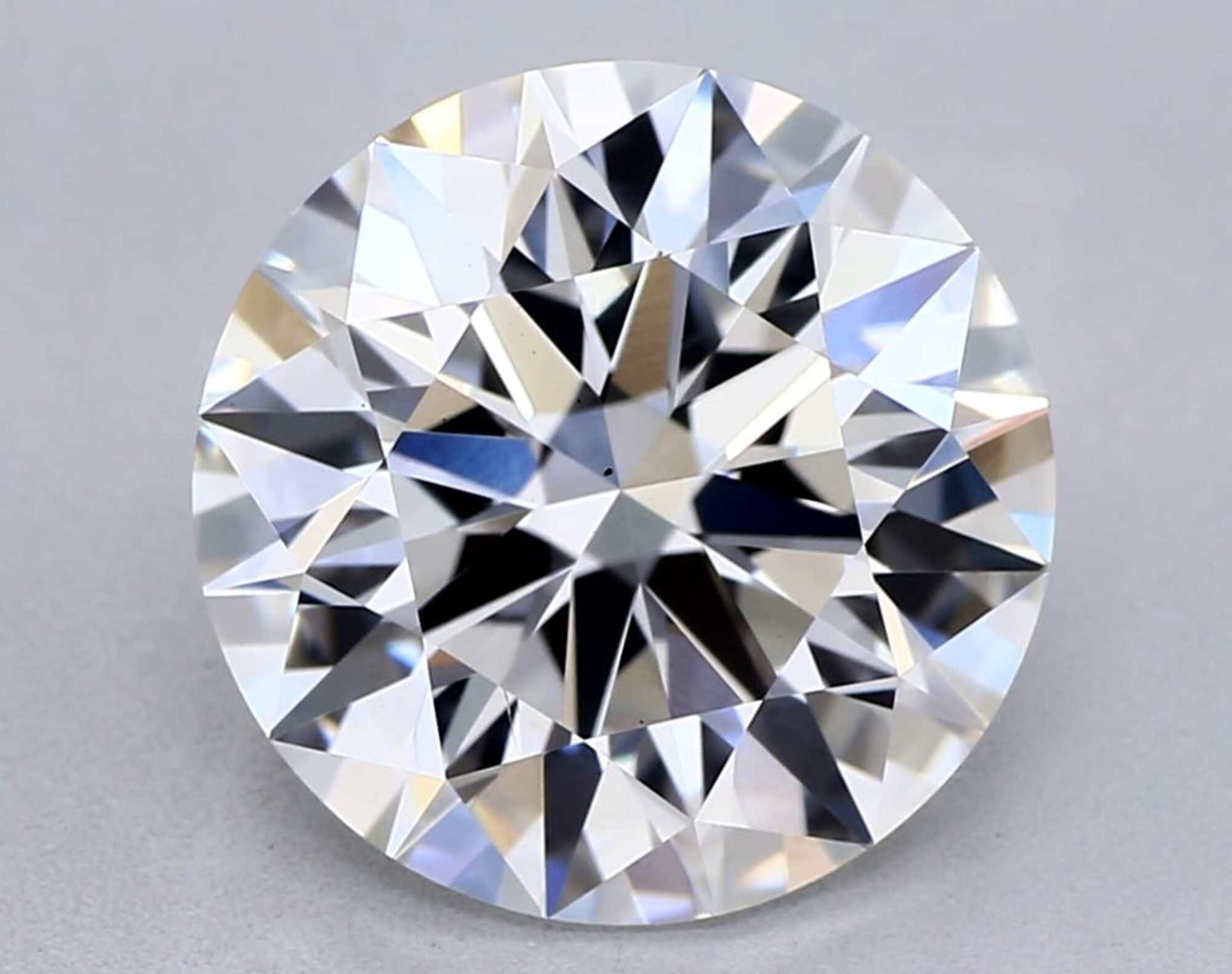 3.03 ct G VS2 Round cut Diamond